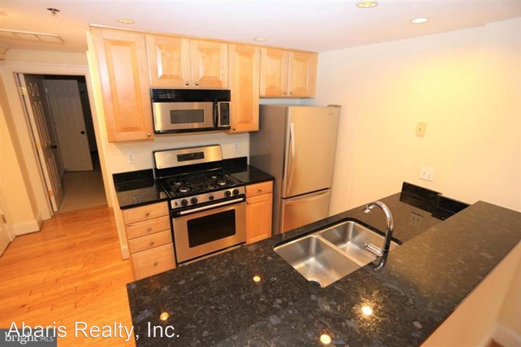 1427 21st Street, Nw #101 - Photo 12