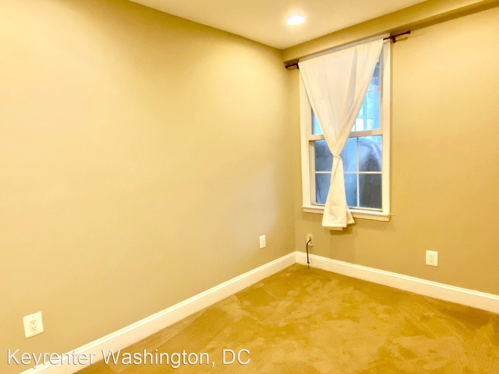 817 Tuckerman St, Nw - Photo 22