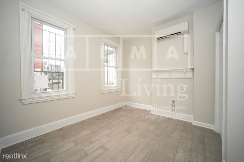 1221 W Somerset St - Photo 14