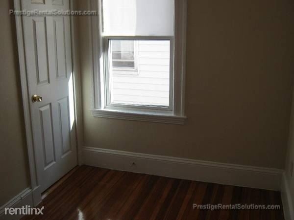 19 Roseclair St - Photo 6