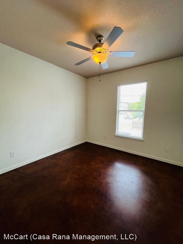 2801 Sandage - Photo 14