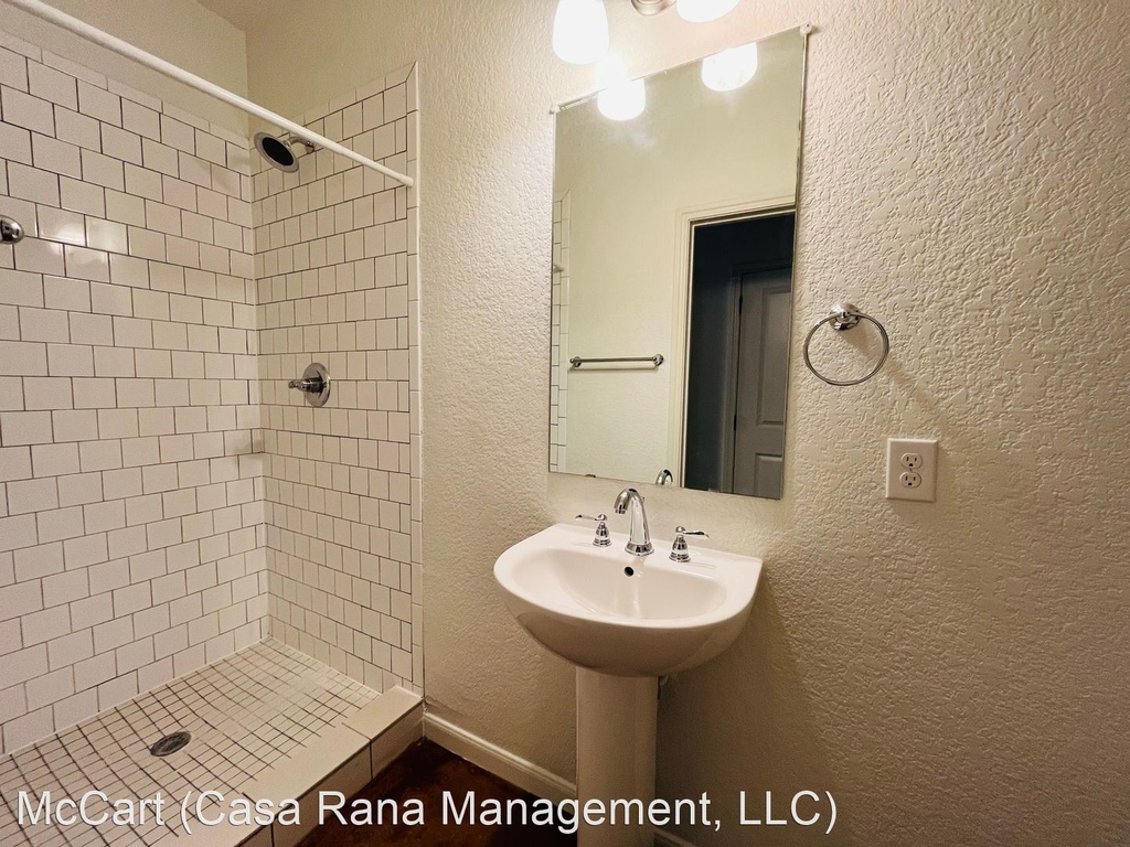 2801 Sandage - Photo 11