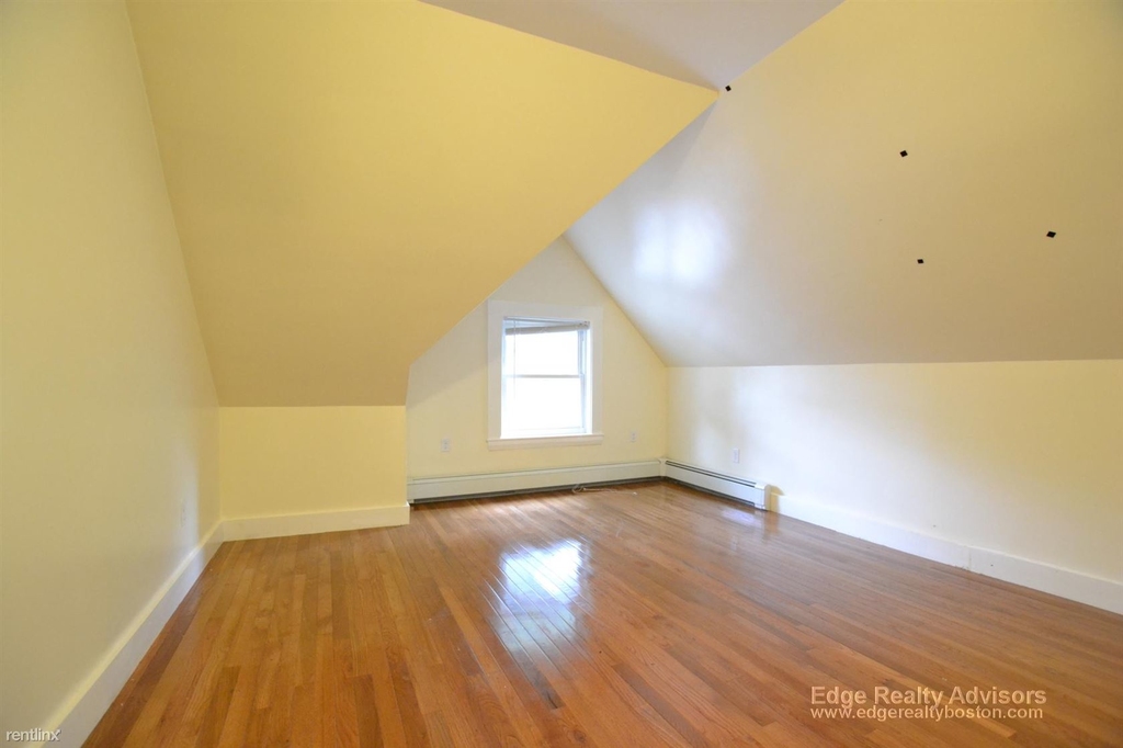 8 Sparhawk St # 2 - Photo 8