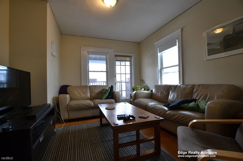 50 Atkins St - Photo 1