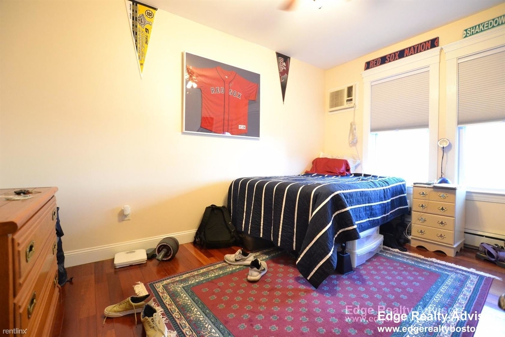 5 Delaware Pl Apt 3 - Photo 5