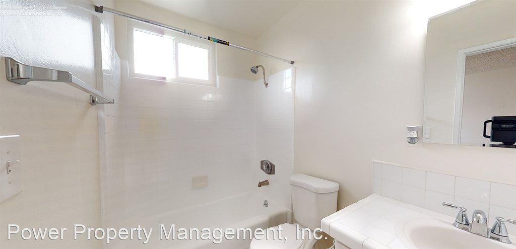 13637 Cordary Ave. - Photo 6