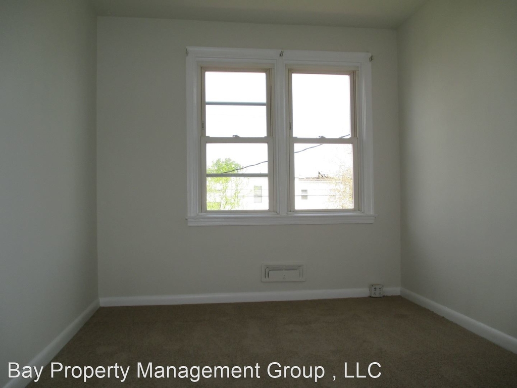 6530 Riverview Avenue - Photo 12