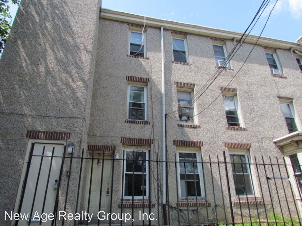 3201 Baring Street - Photo 1