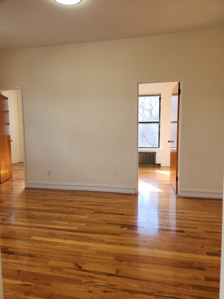 2nd ave/ 18th st - Photo 12