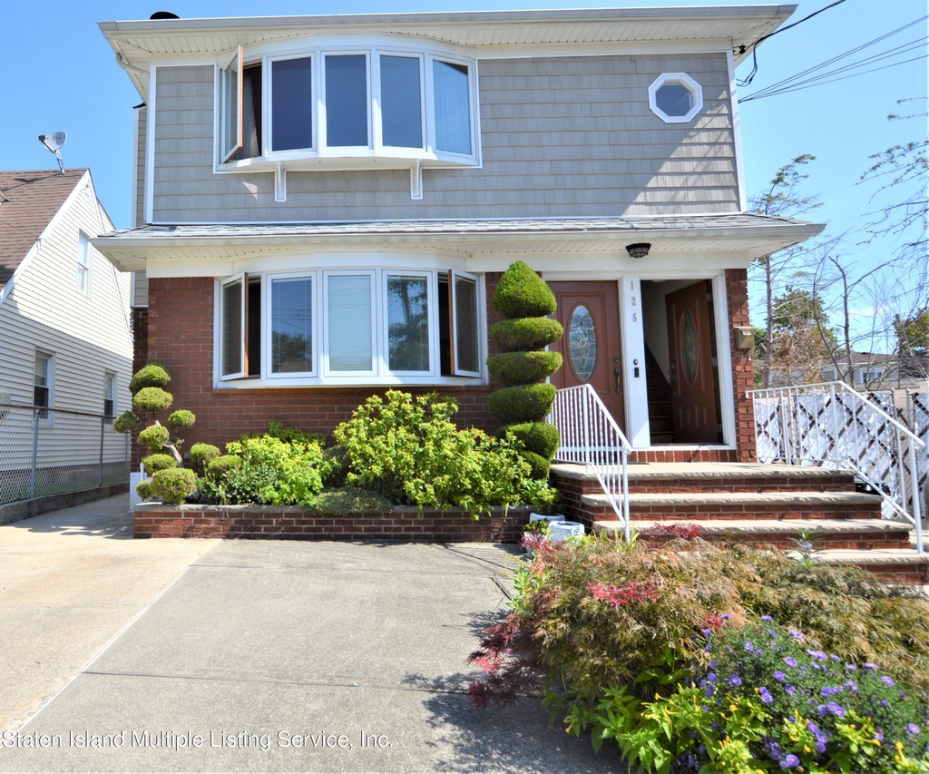 125 Winchester Avenue - Photo 0