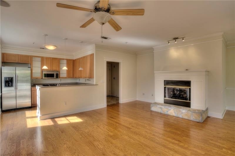 250 11th Street Ne - Photo 1