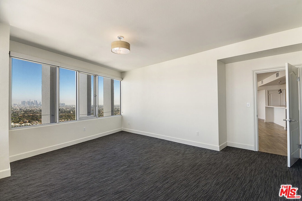 5670 Wilshire Blvd - Photo 15