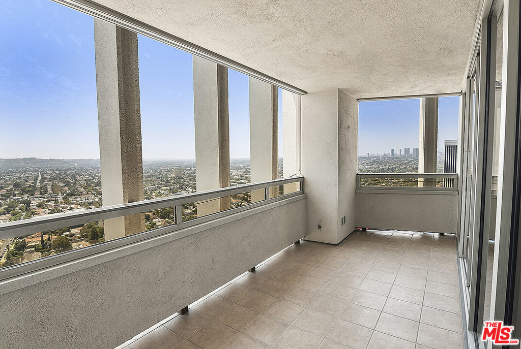 5670 Wilshire Blvd - Photo 6