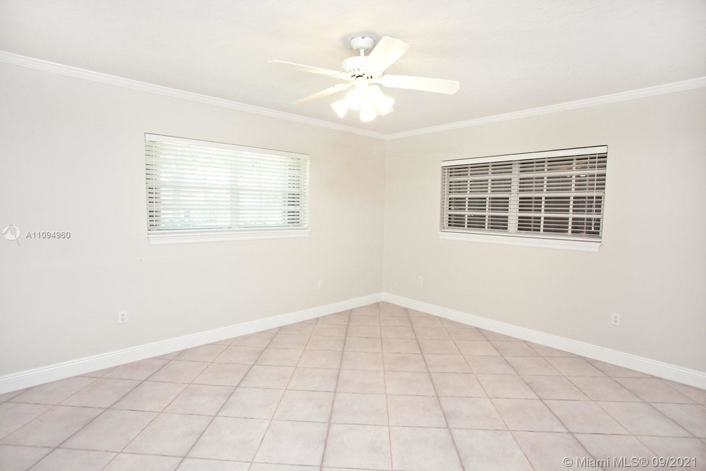 500 San Juan Dr - Photo 11