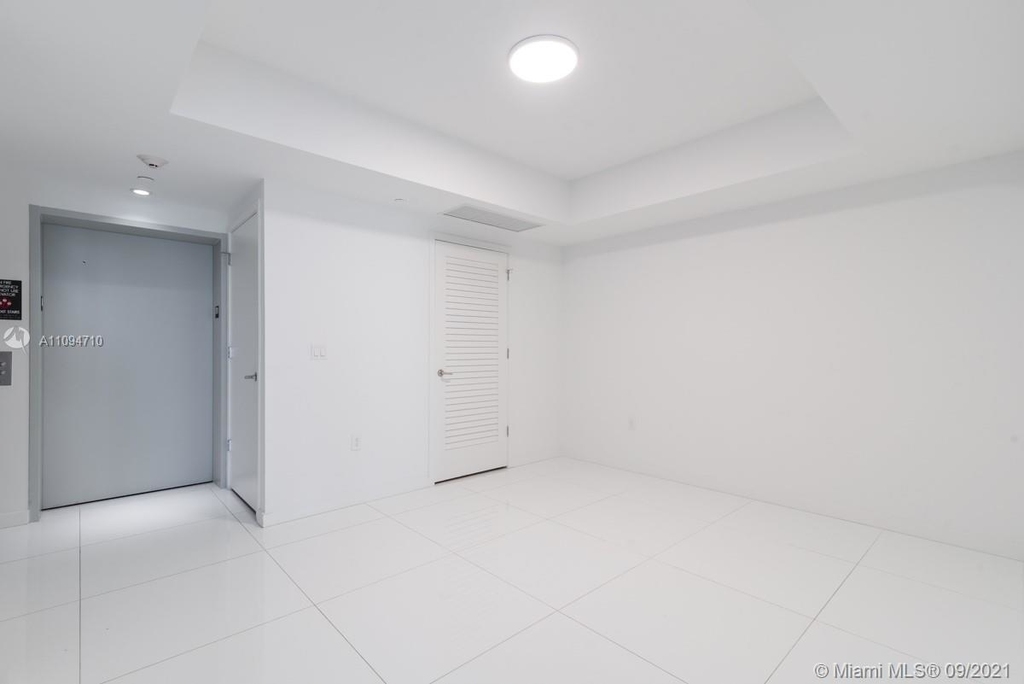 1010 Brickell Ave - Photo 8