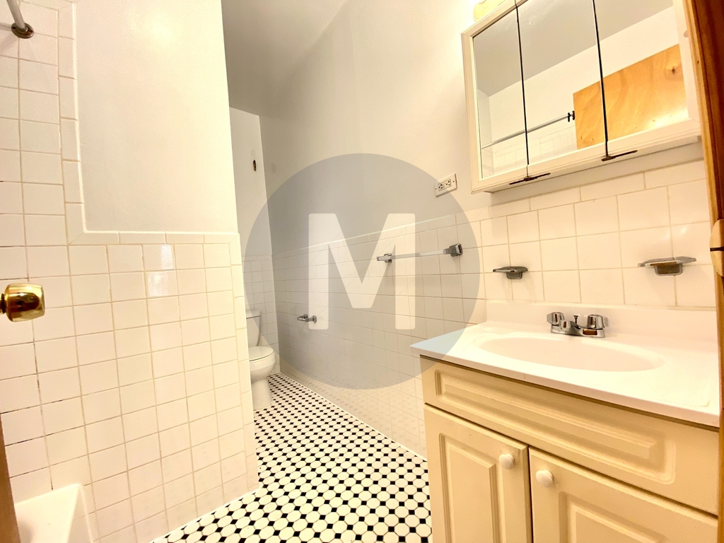 161 East 99th Street - Photo 7