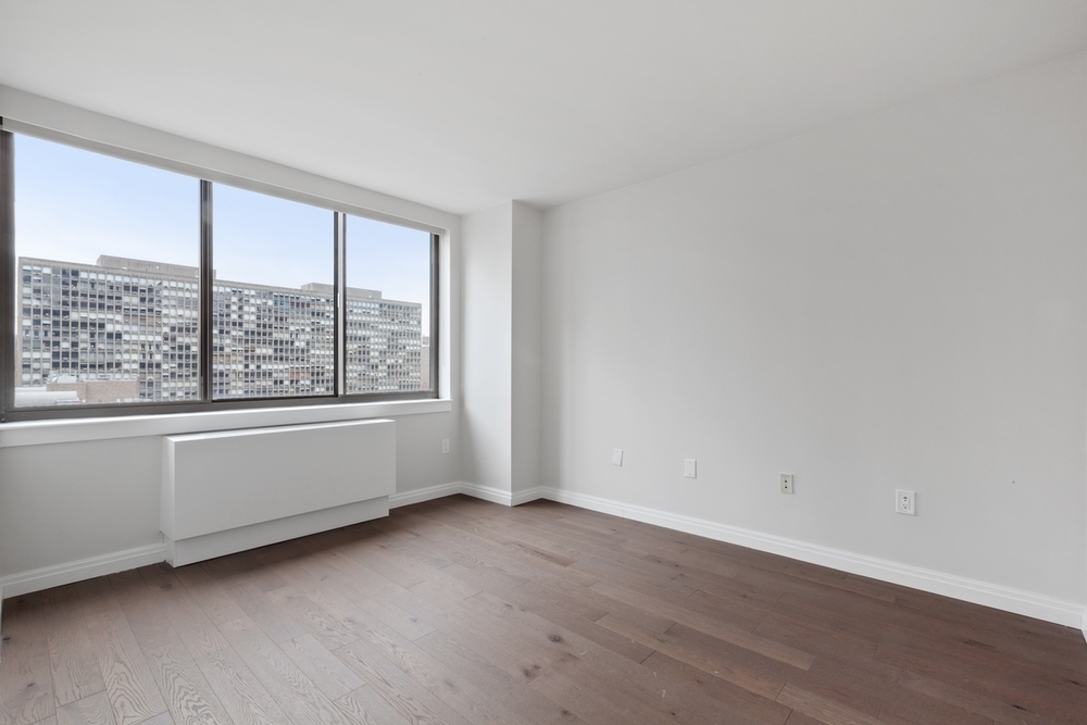 377 East 33rd Street - Photo 18