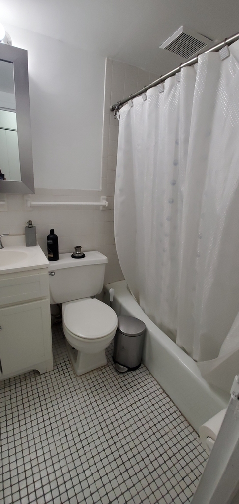 215 east 24 - Photo 3