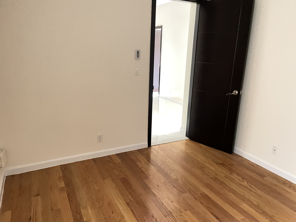 309 West 111 - Photo 5