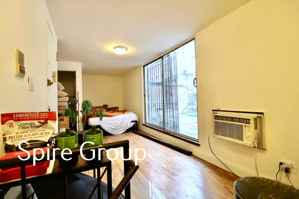 128 West 73rd Street - Photo 15