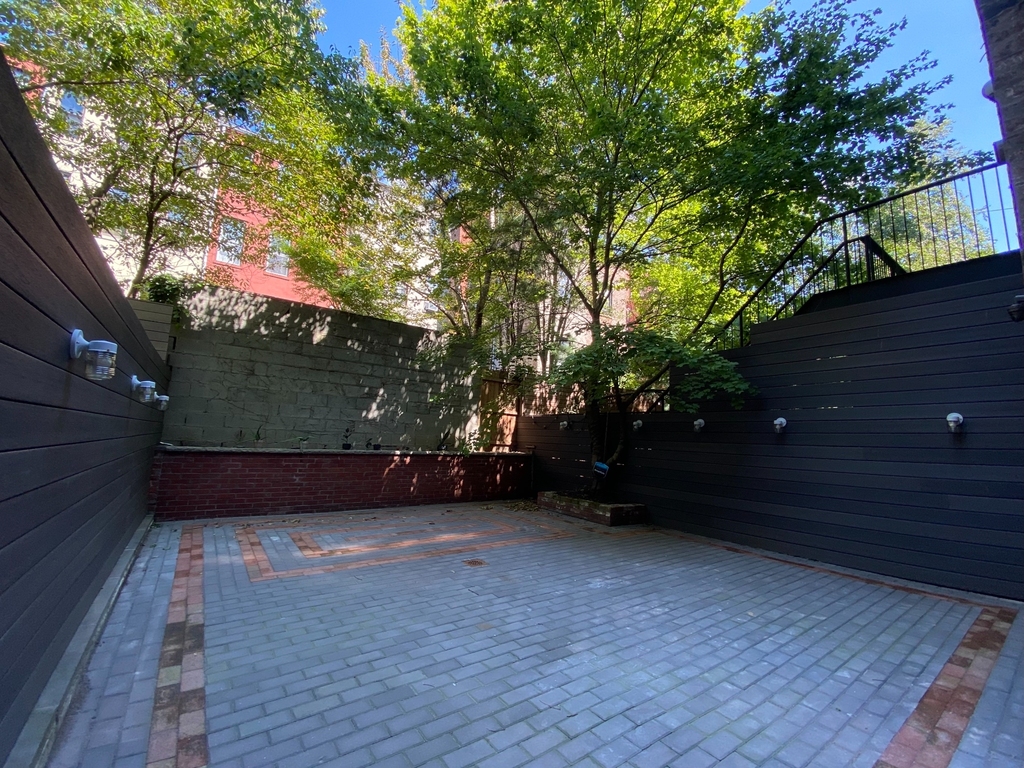 131 West 119th Street - Photo 8