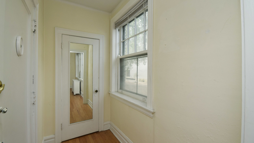 606 Lake Street - Photo 1