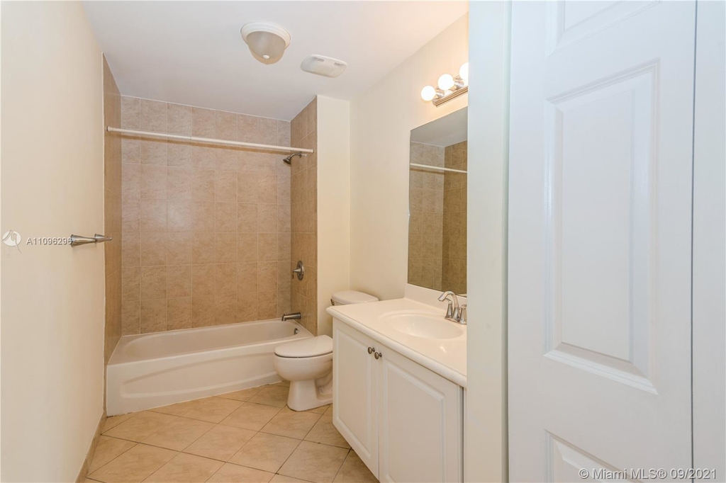 8395 Sw 73rd Ave - Photo 31