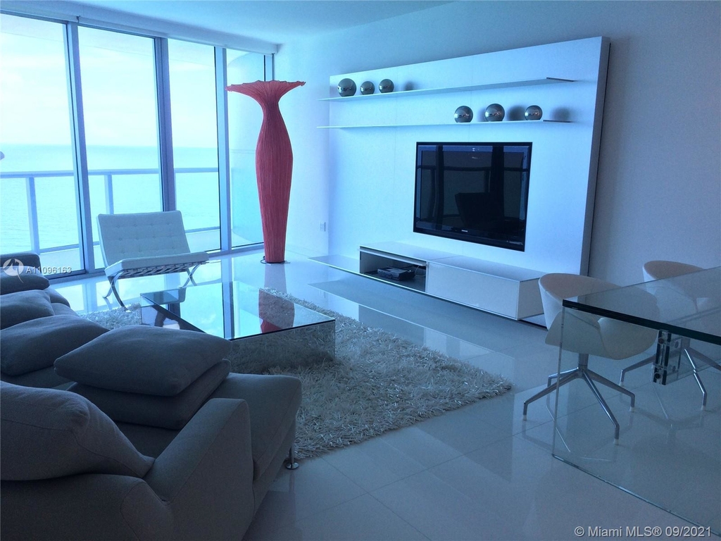 17001 Collins Ave - Photo 10