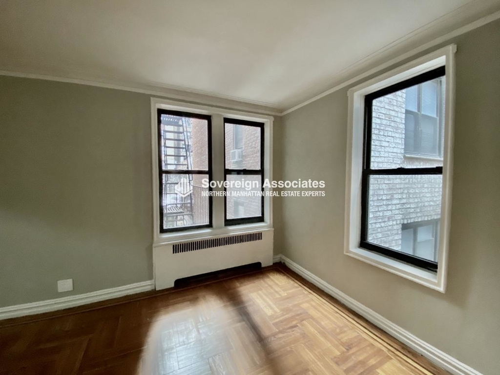 600 West 218th Street - Photo 4