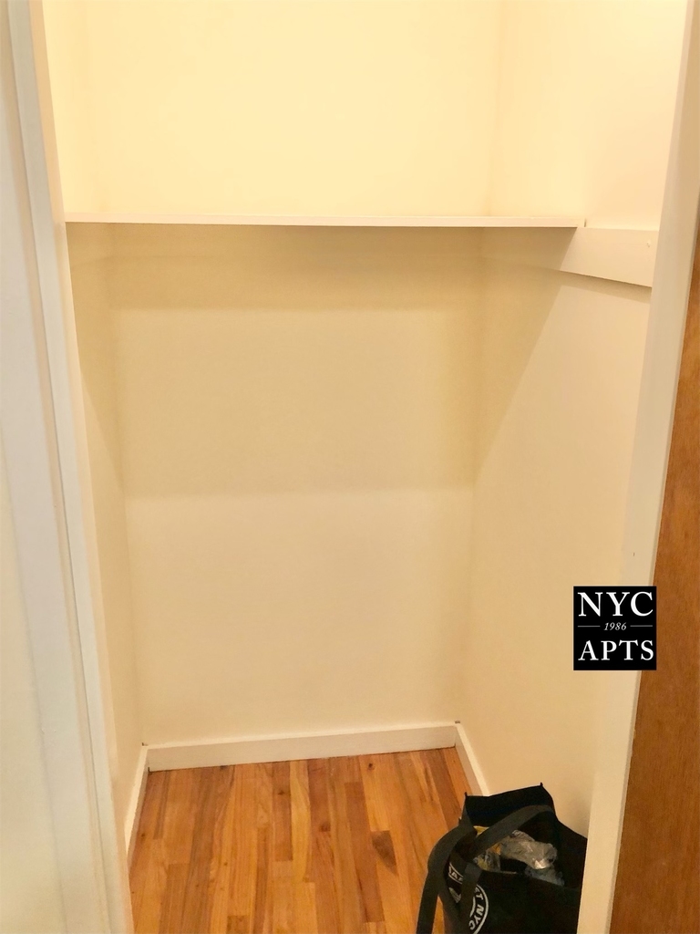 126 East 24th Street - Photo 7