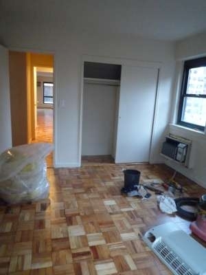 East 51st Street - Photo 11