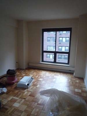 East 51st Street - Photo 10