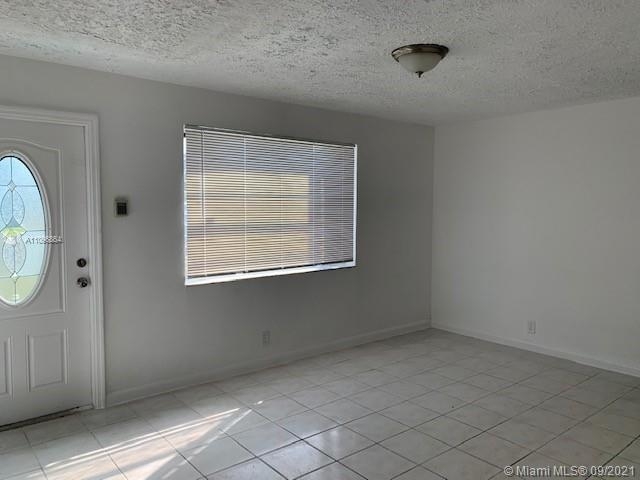 26 Virginia Rd - Photo 2