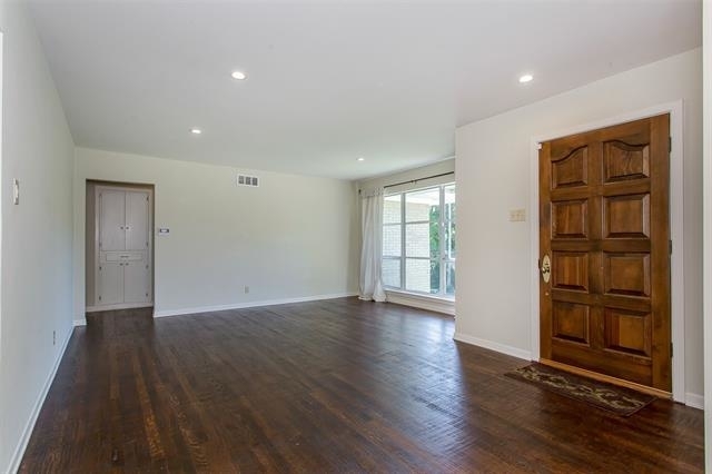 11140 Lanewood Circle - Photo 2