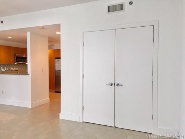 1050 Brickell Ave - Photo 13