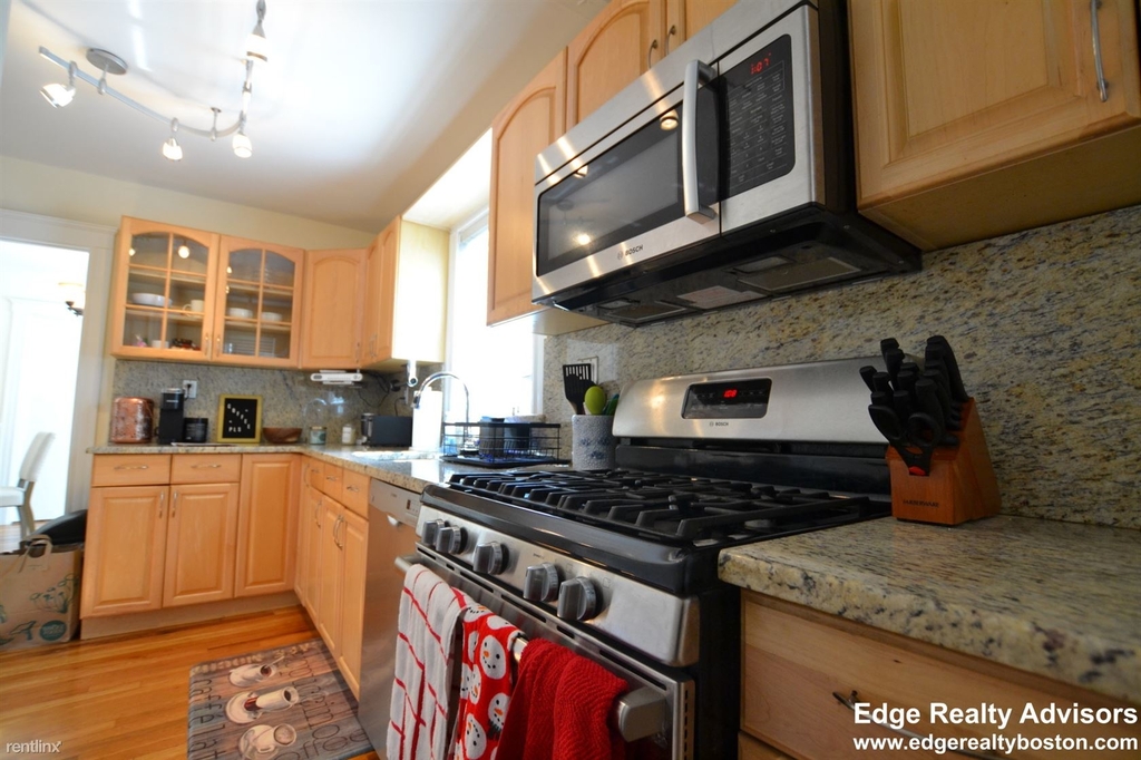 59 Goodenough St - Photo 4