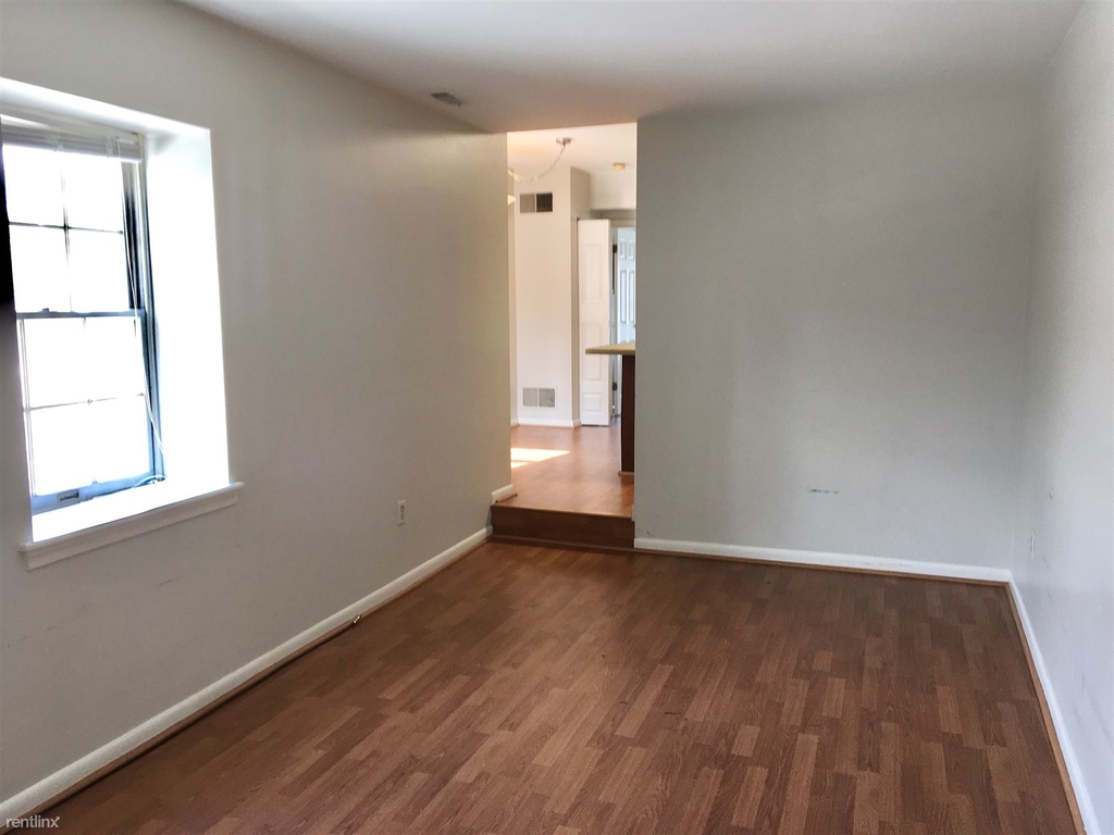 1125 Light St - Photo 3