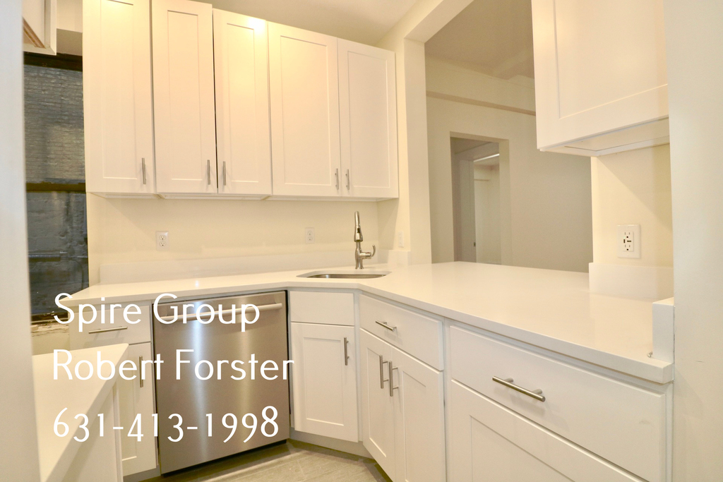 106 West 69th Street - Photo 6