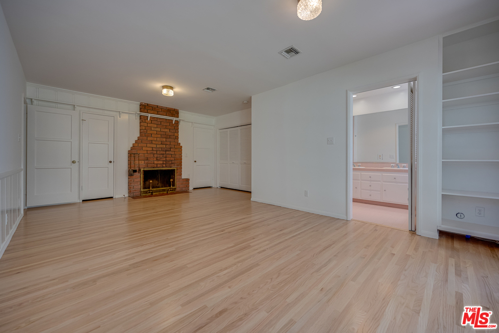 12312 Hatteras St - Photo 17