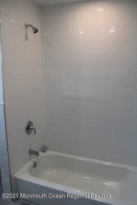 1105 Comstock Street - Photo 10