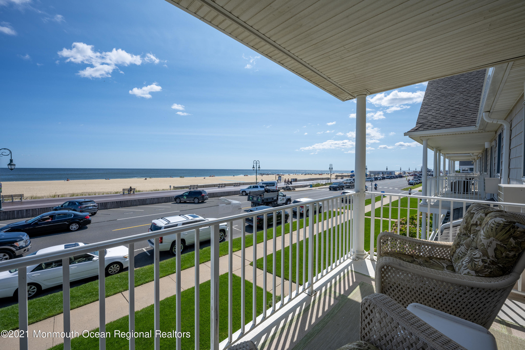 605 Ocean Avenue - Photo 21