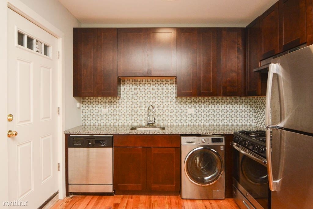 545 Chestnut, Unit 201 - Photo 1