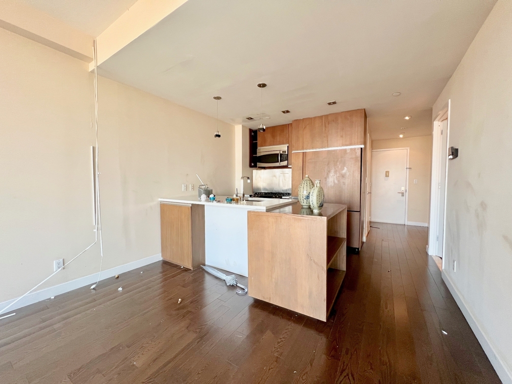 601 Ocean Parkway - Photo 1