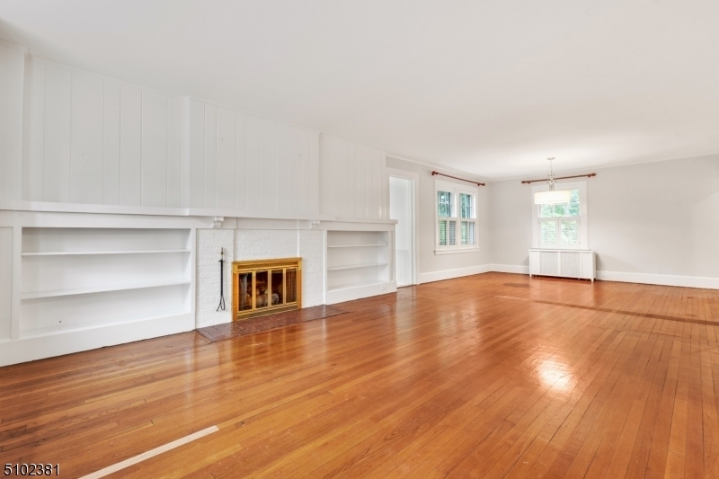 136 Stanmore Pl - Photo 4