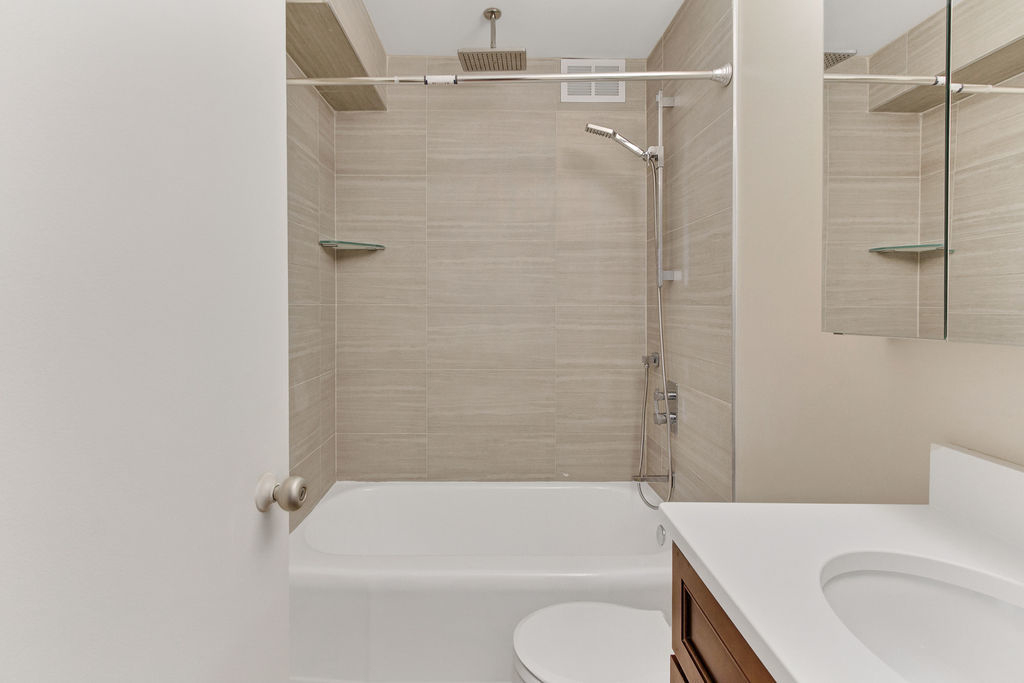 3950 North Lake Shore Drive - Photo 8