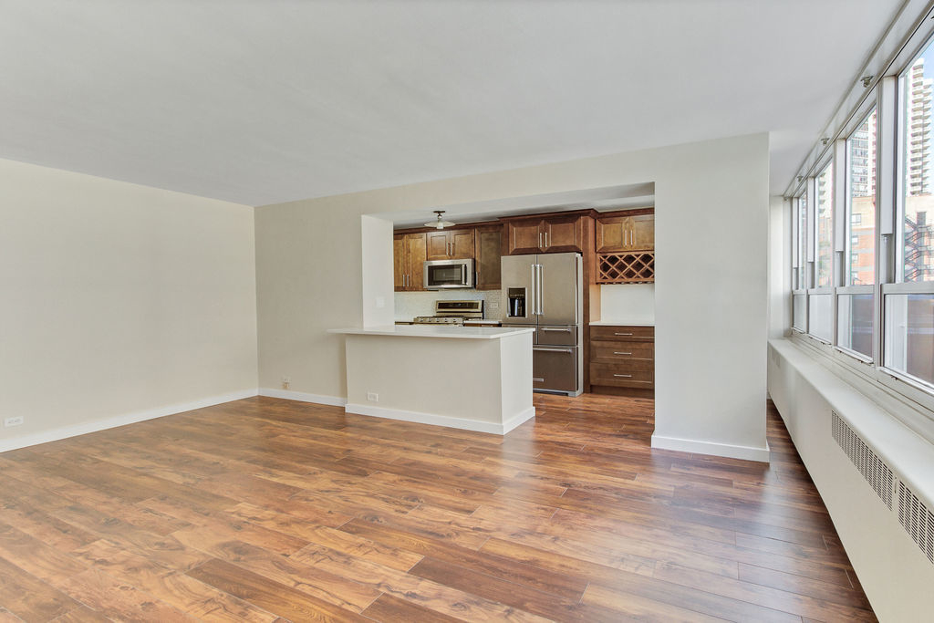 3950 North Lake Shore Drive - Photo 2