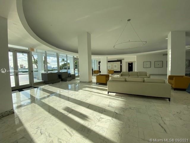 1000 West Ave - Photo 1