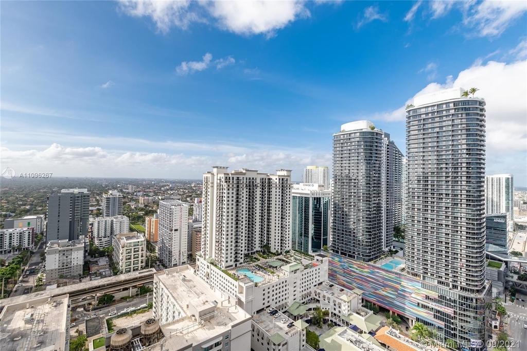 1000 Brickell Plaza - Photo 16