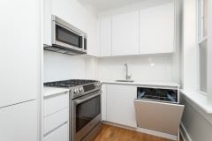 16 Forest St Apt 42 - Photo 4