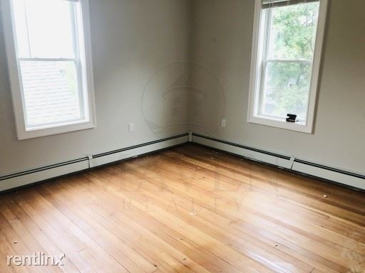 1061 Massachusetts Avenue - Photo 4